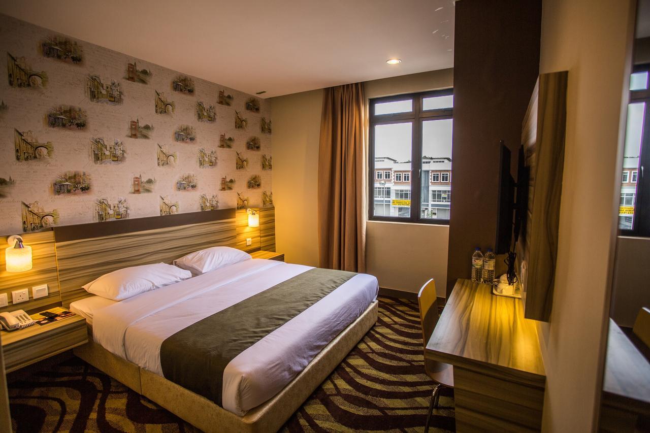 Hotel Zamburger Victory City Johor Bahru Quarto foto